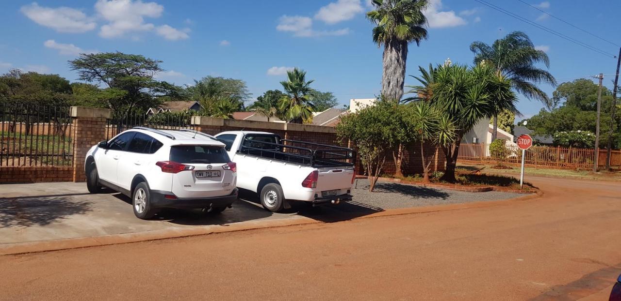 Africas Eden Guesthouse Mookgophong Eksteriør billede