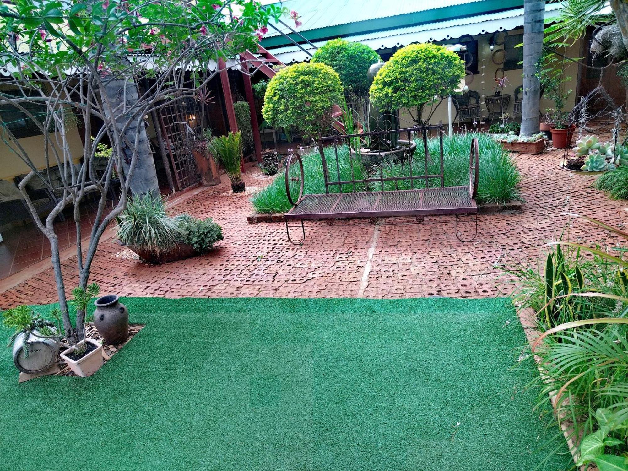 Africas Eden Guesthouse Mookgophong Eksteriør billede